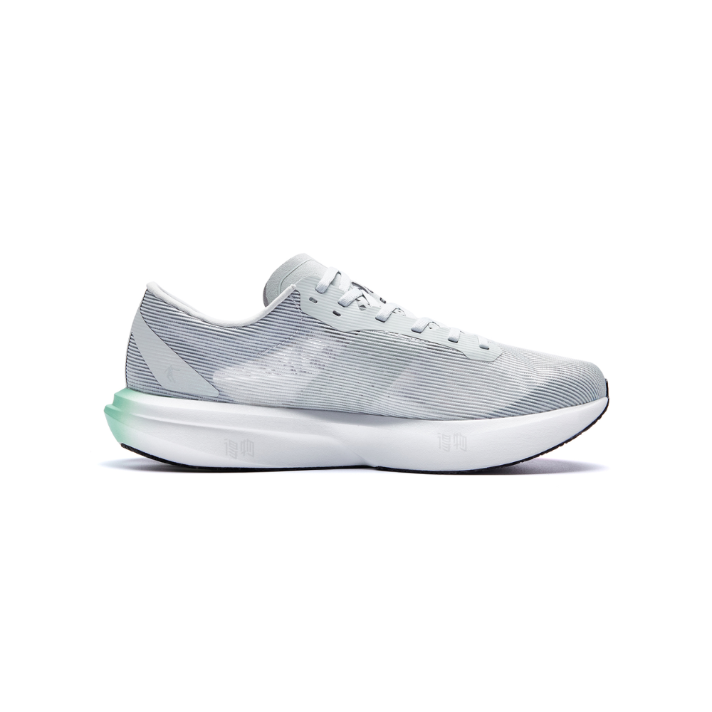 Qinghong FREE 'Silver Mist'